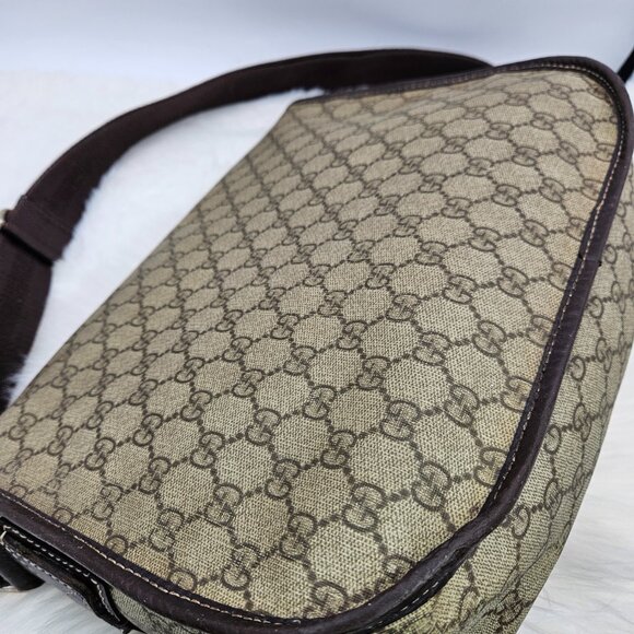 Gucci GM Messenger Bag - Picture 10 of 17